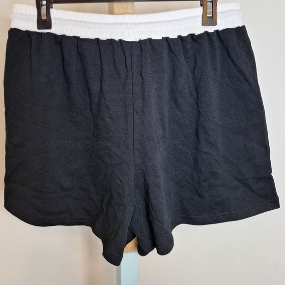 3/$15 NWOT Carebears x Shein Shorts - Picture 3 of 4